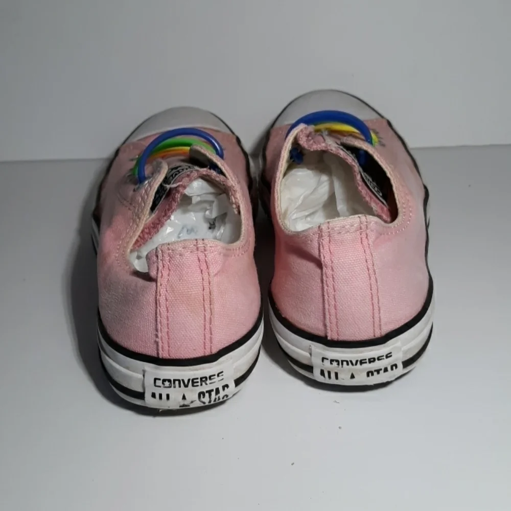 Girls pink Converse All Star low tops